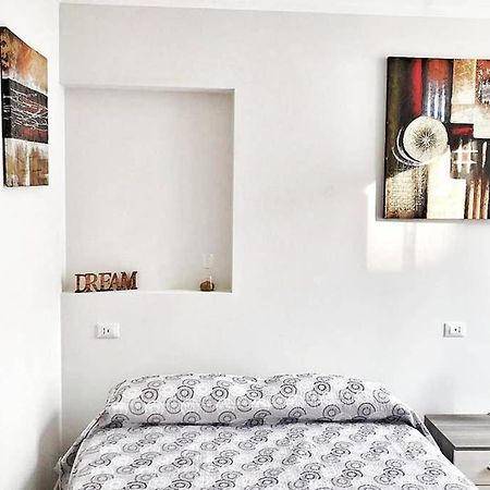 Trilocale Gianluca Appartement San Remo Buitenkant foto